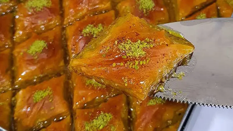 تهیه باقلوا